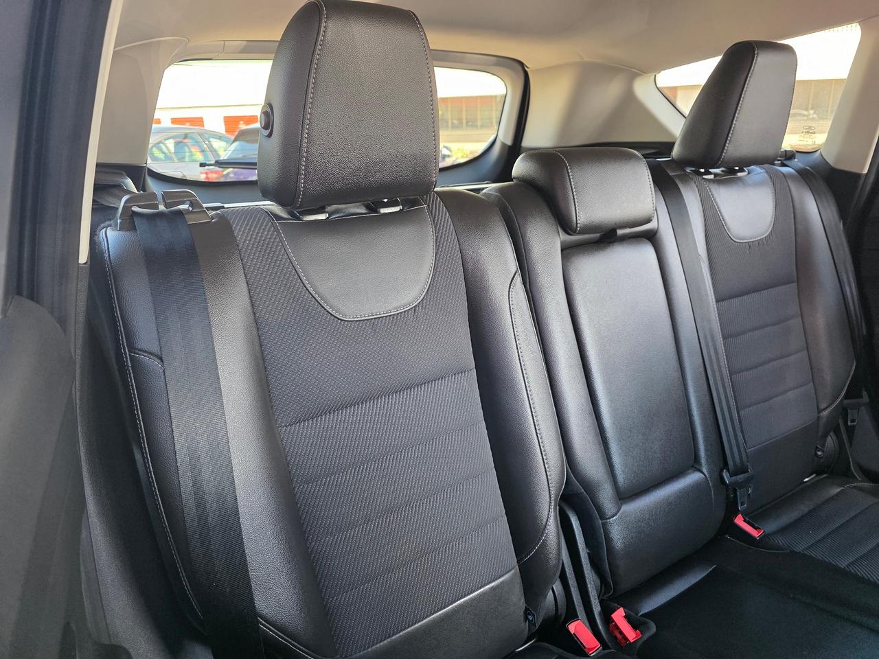 2015 Ford Escape Titanium 4WD Photo