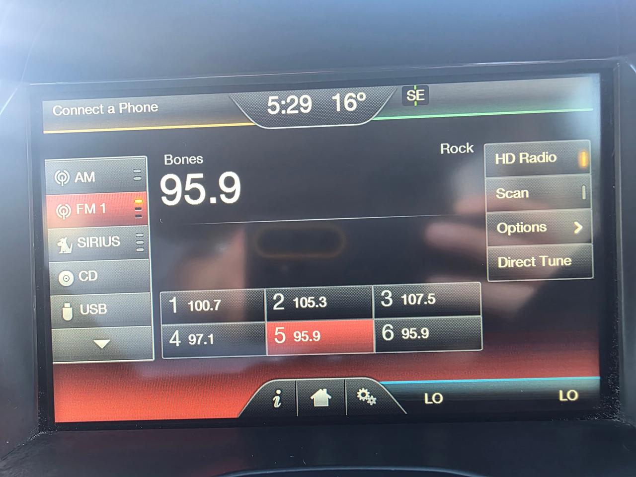 2015 Ford Escape Titanium 4WD Photo