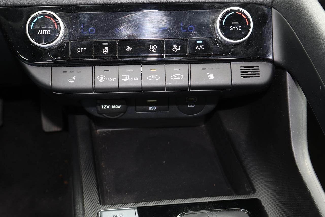 2025 Hyundai Elantra Preferred IVT w/Tech Pkg Photo