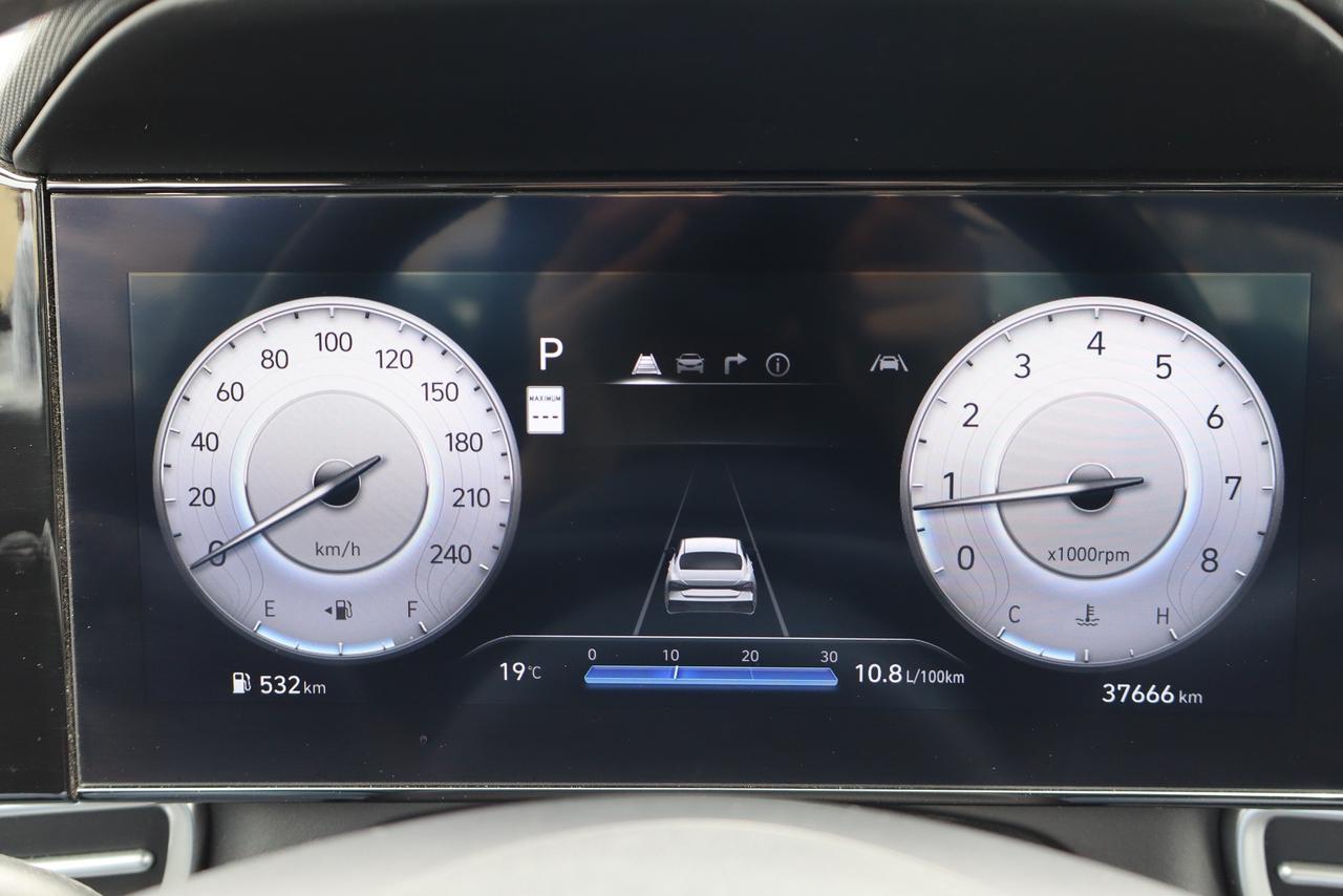 2025 Hyundai Elantra Preferred IVT w/Tech Pkg Photo