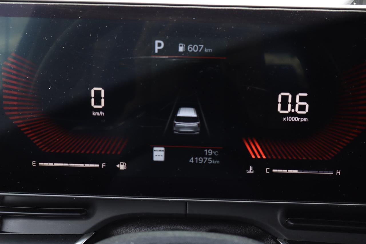 2025 Kia Carnival LX Photo
