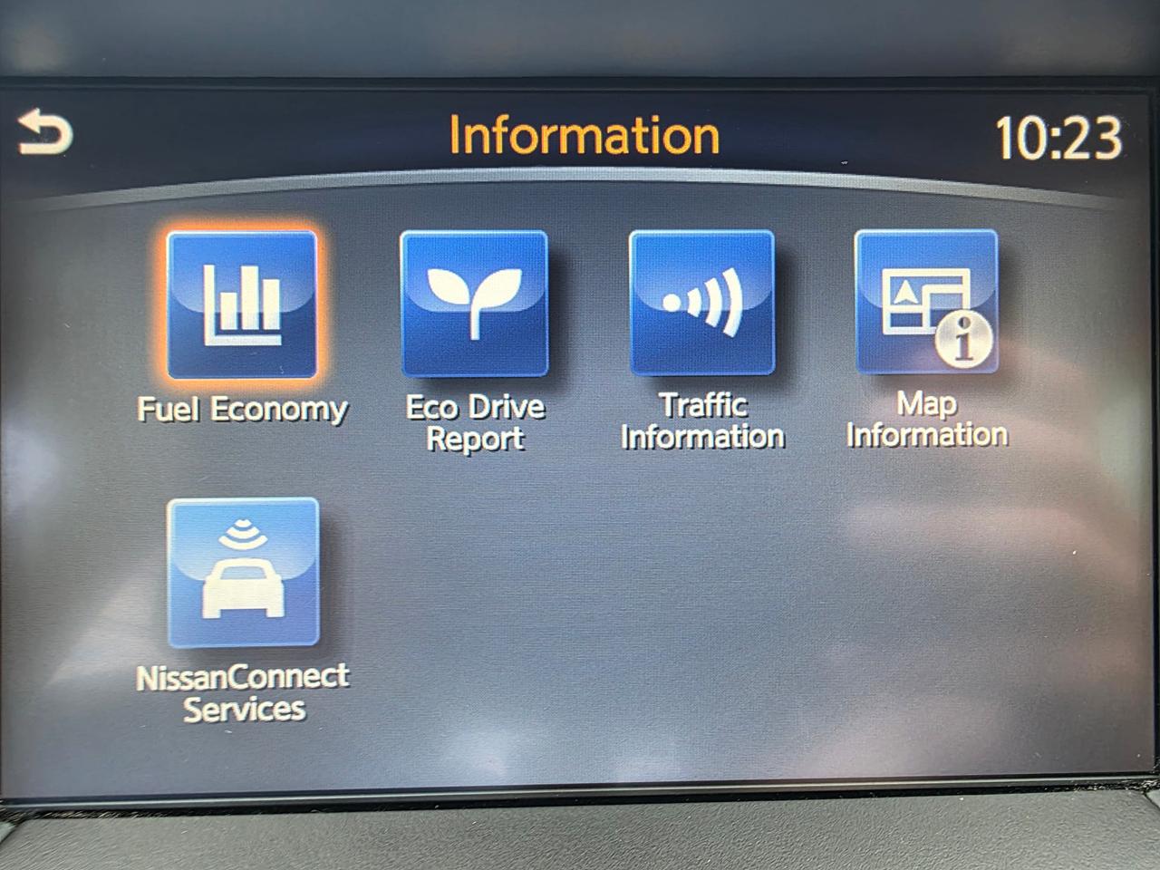2017 Nissan Pathfinder Platinum 4WD 7 Passenger Photo