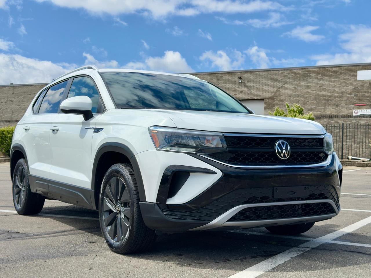 2024 Volkswagen Taos Comfortline Photo