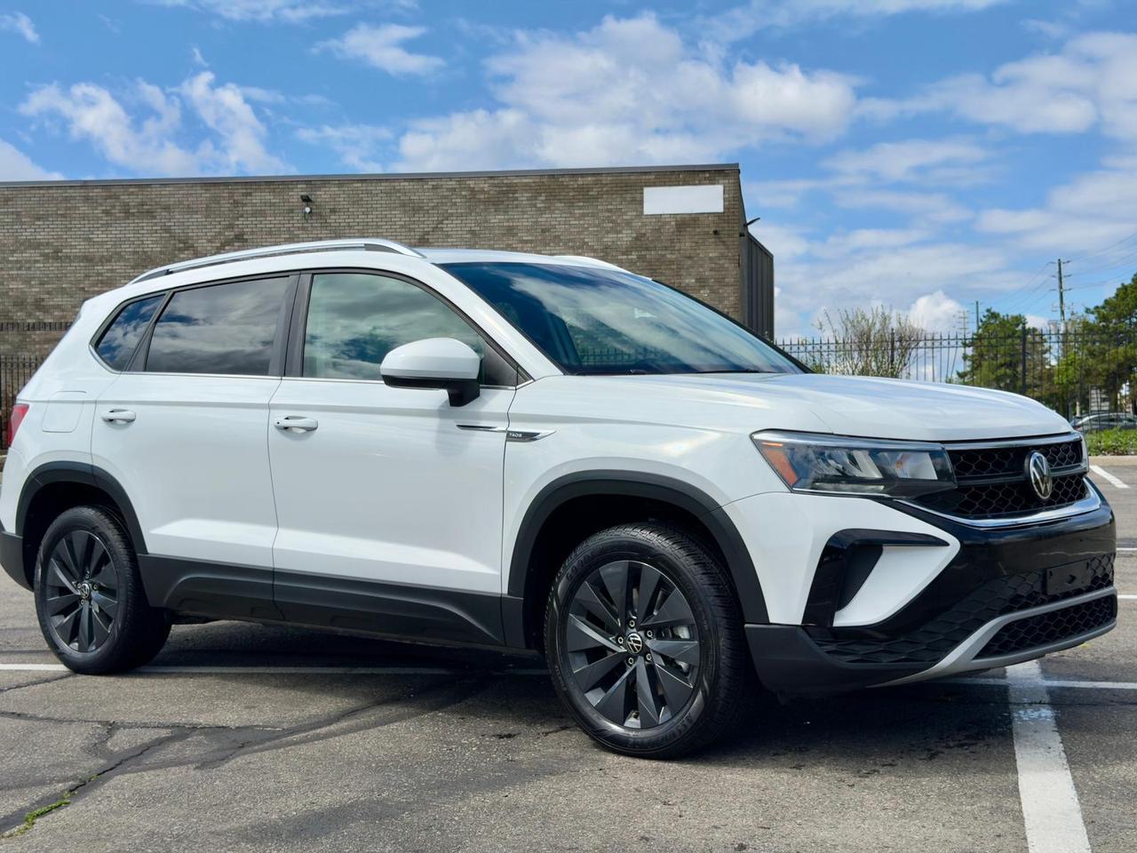 2024 Volkswagen Taos Comfortline Photo