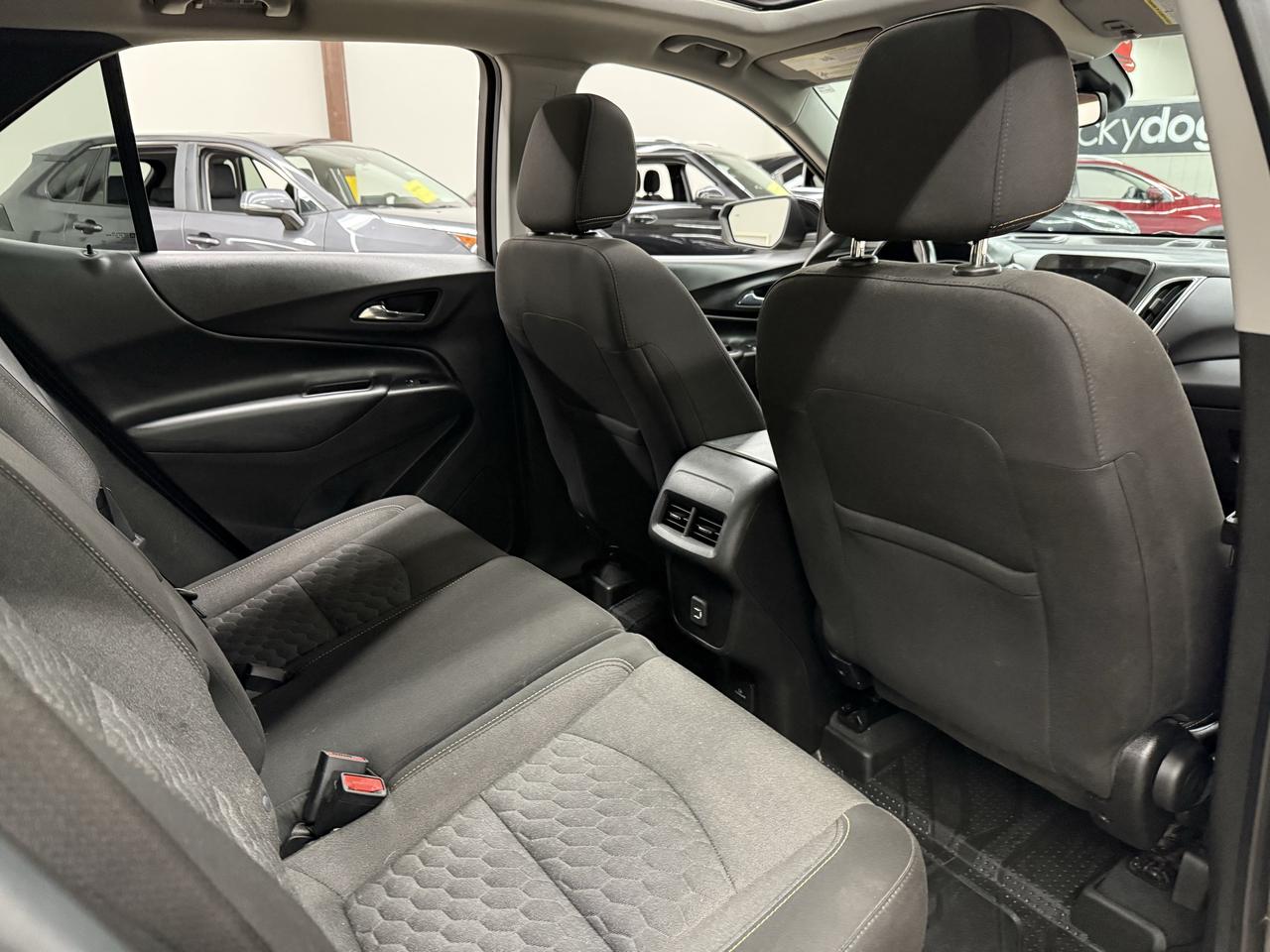 2021 Chevrolet Equinox LT Photo