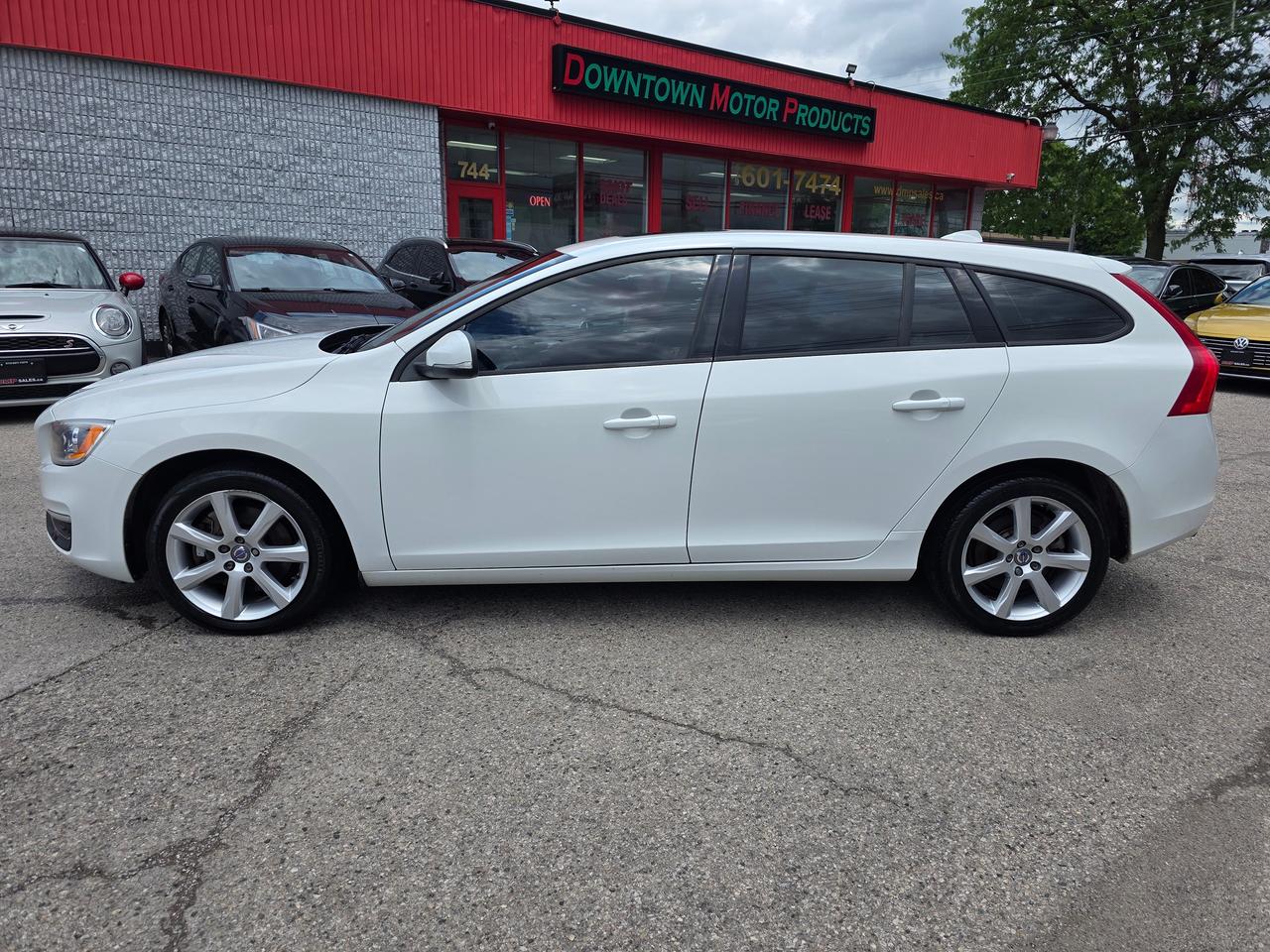 2018 Volvo V60 T5 4WD Photo