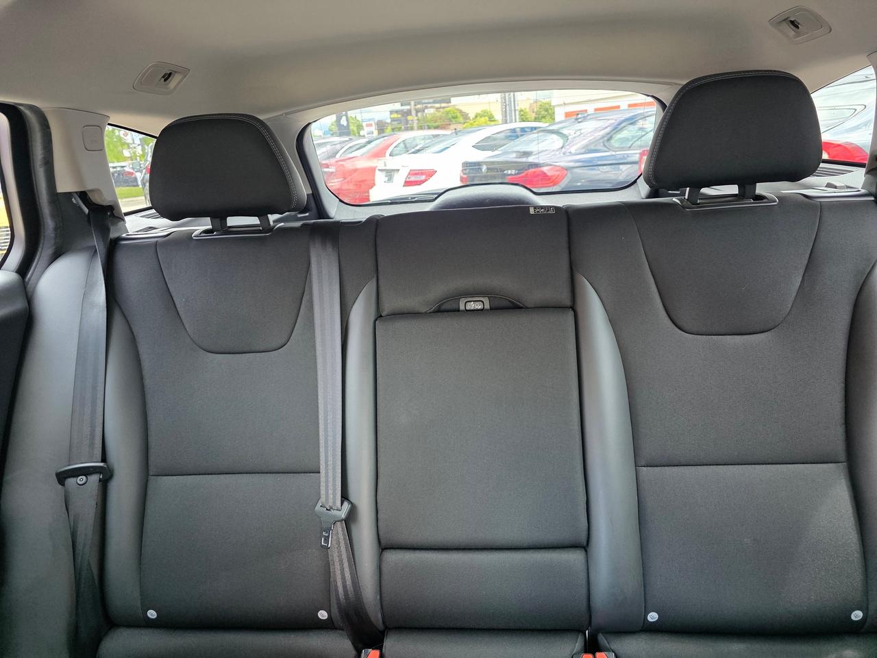 2018 Volvo V60 T5 4WD Photo