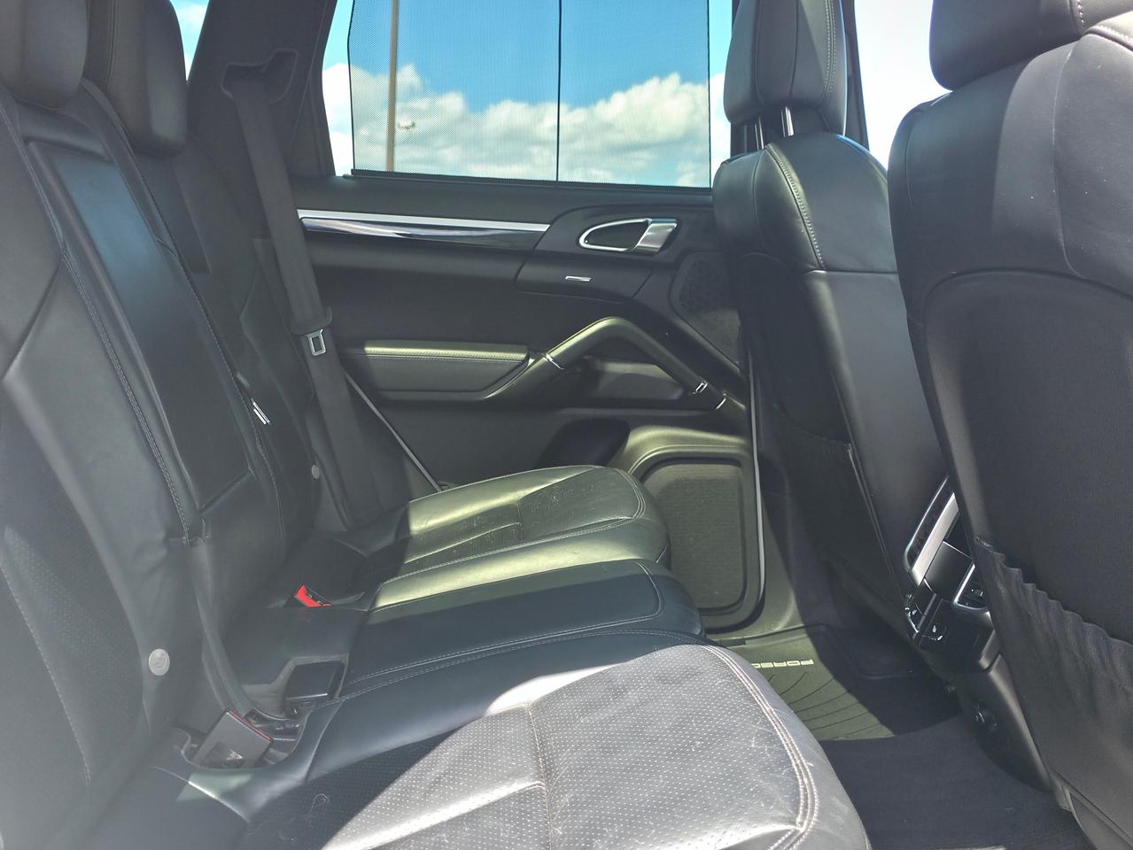 2014 Porsche Cayenne AWD 4dr Tiptronic Photo