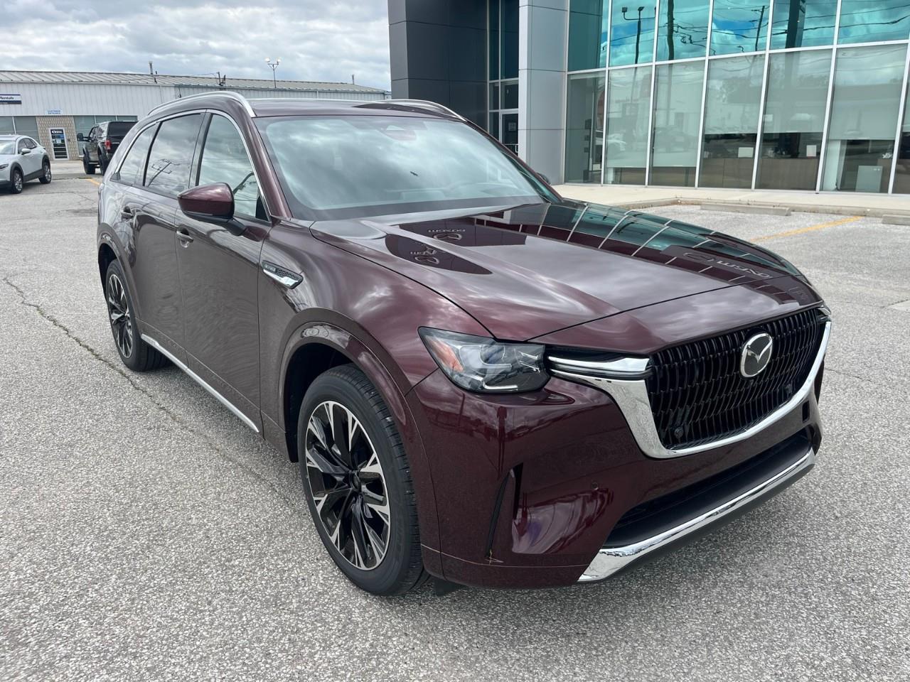 2026 Mazda CX-90 MHEV Signature Photo2