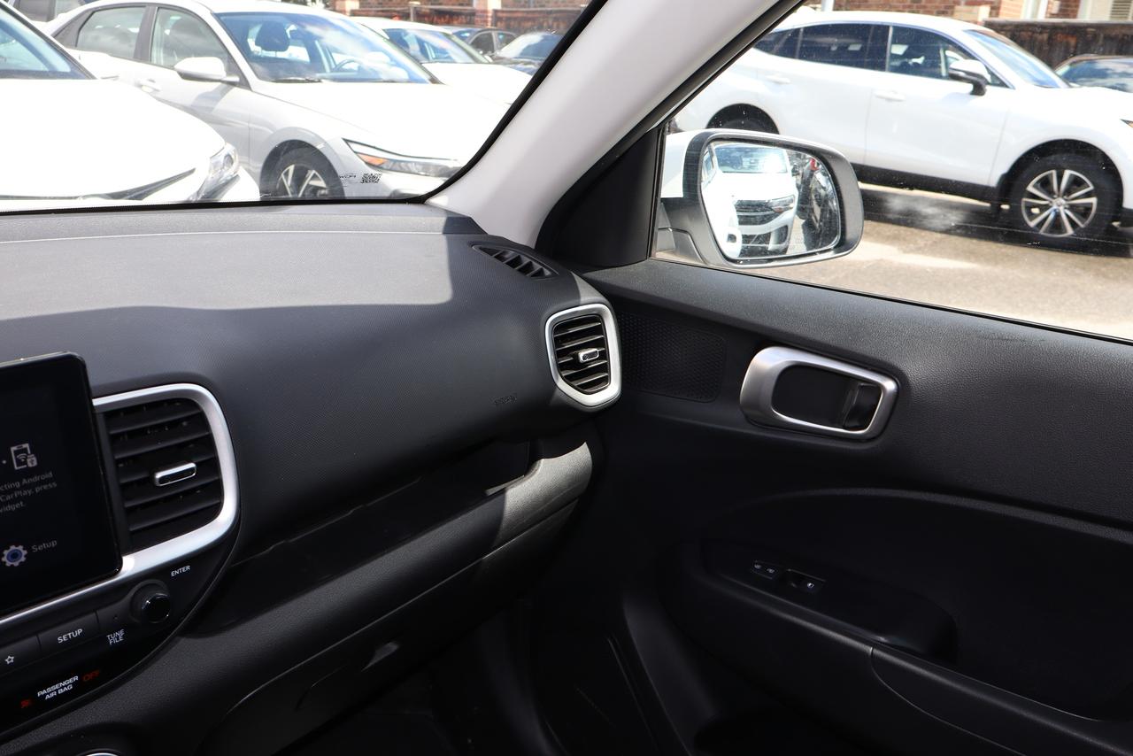 2025 Hyundai Venue PREFERRED Photo