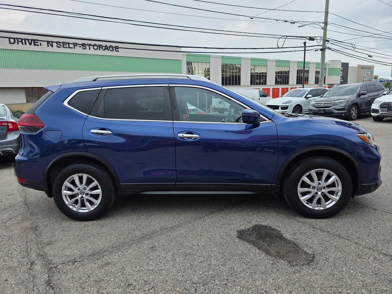 2019 Nissan Rogue SV AWD Photo