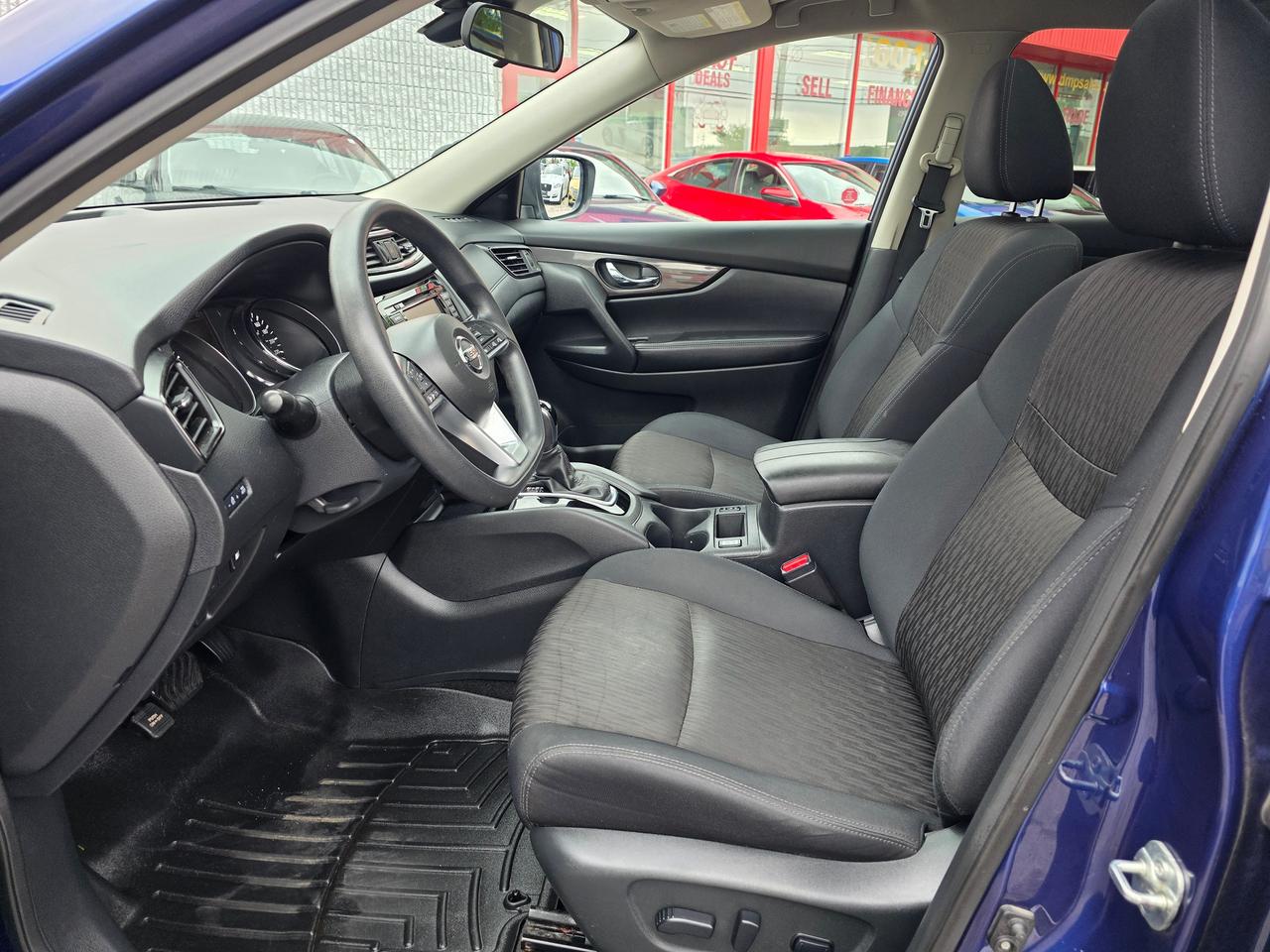2019 Nissan Rogue SV AWD Photo