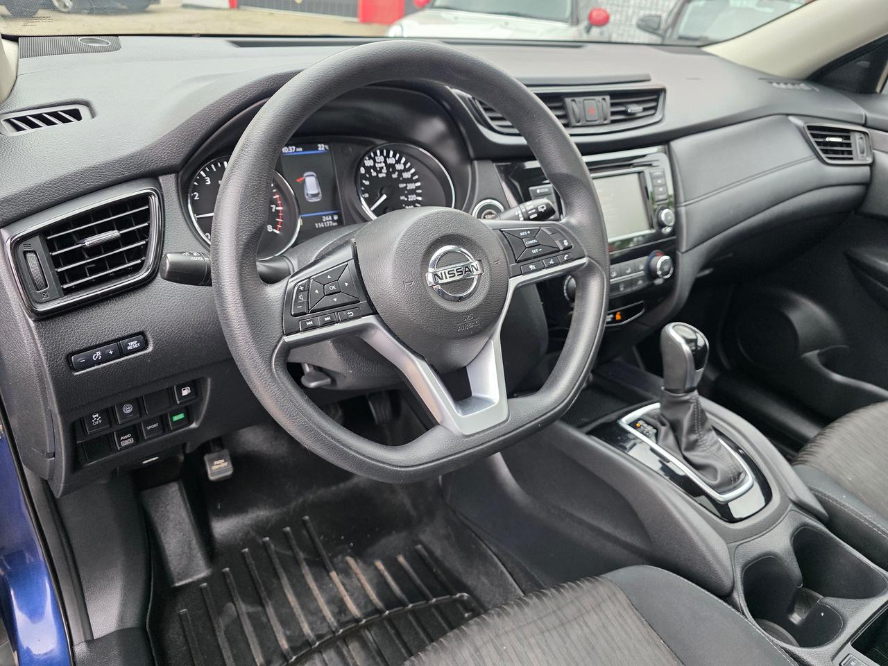 2019 Nissan Rogue SV AWD Photo