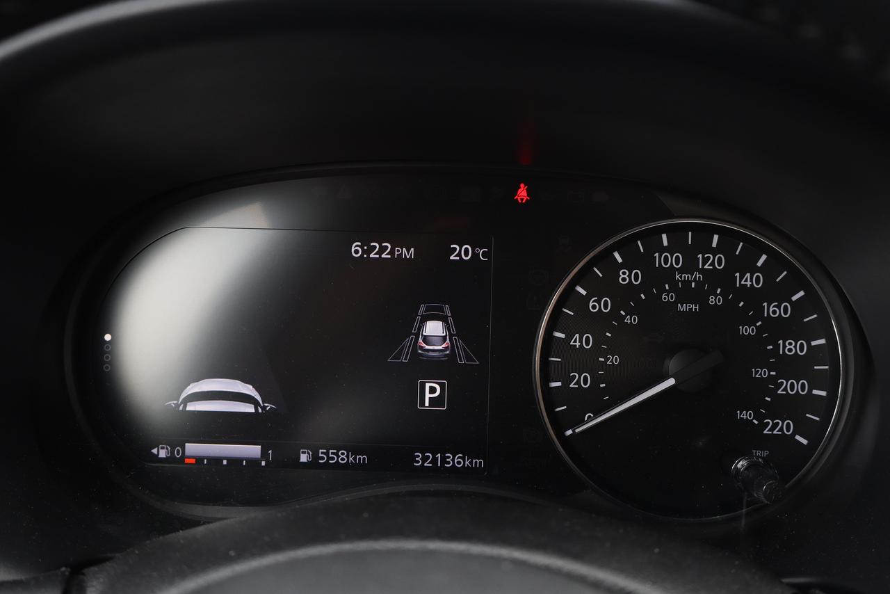 2025 Nissan Kicks SV FWD Photo