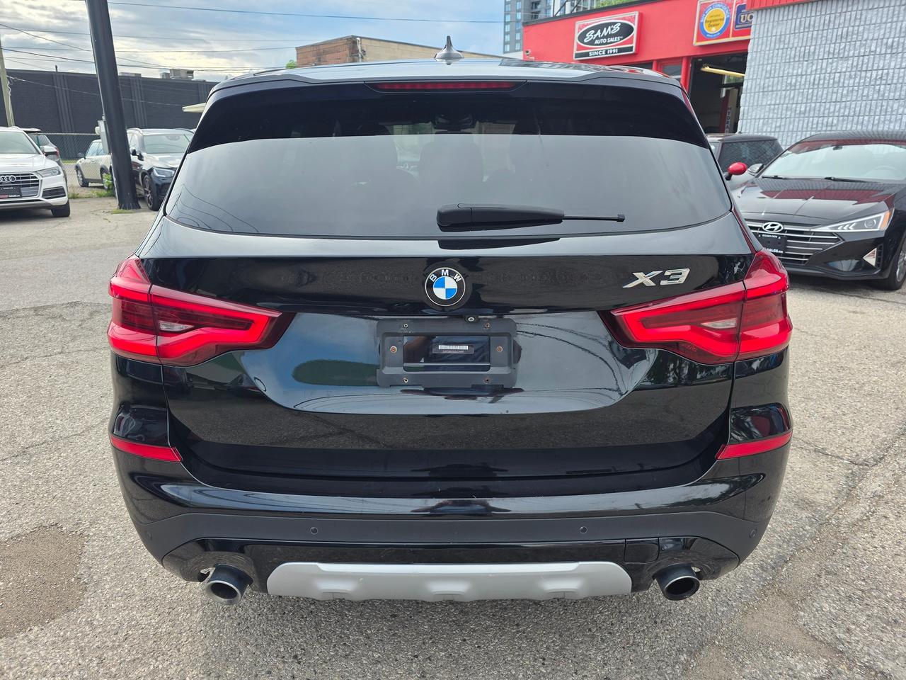 2018 BMW X3 xDrive30i Photo