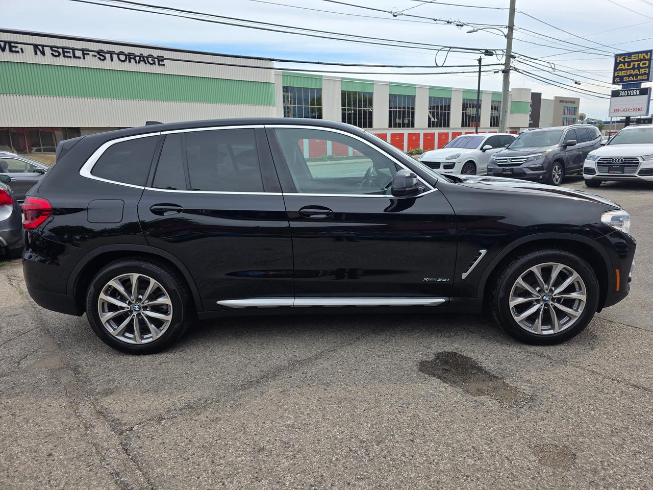 2018 BMW X3 xDrive30i Photo