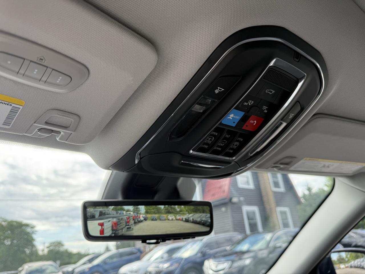 2023 Jeep Grand Cherokee LIMITED 4X4 Photo
