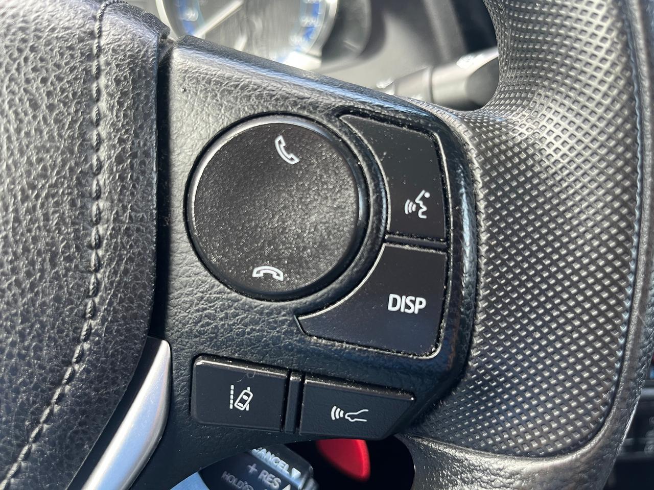 2017 Toyota Corolla 4dr Sdn CVT LE Photo