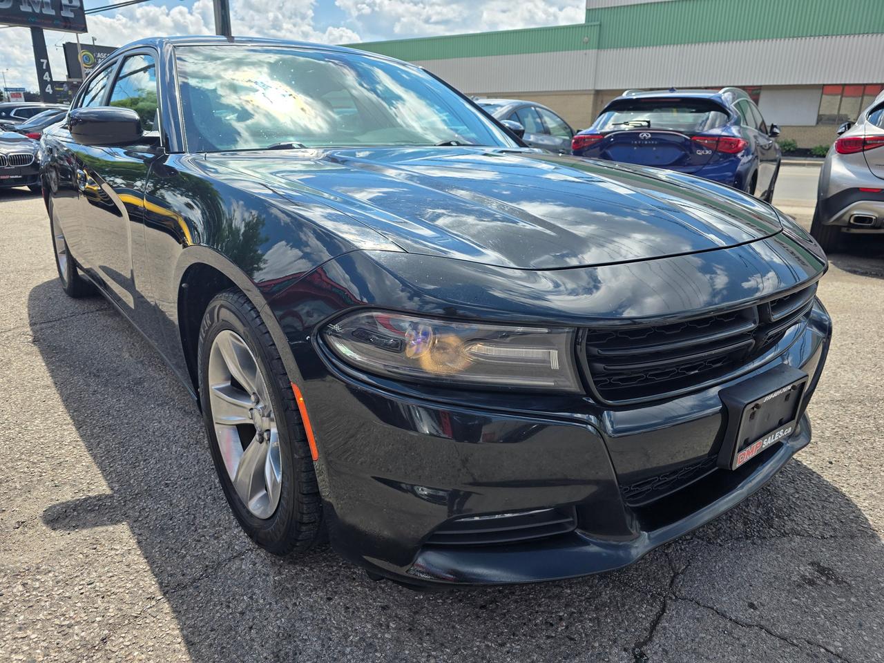 2016 Dodge Charger SXT Photo
