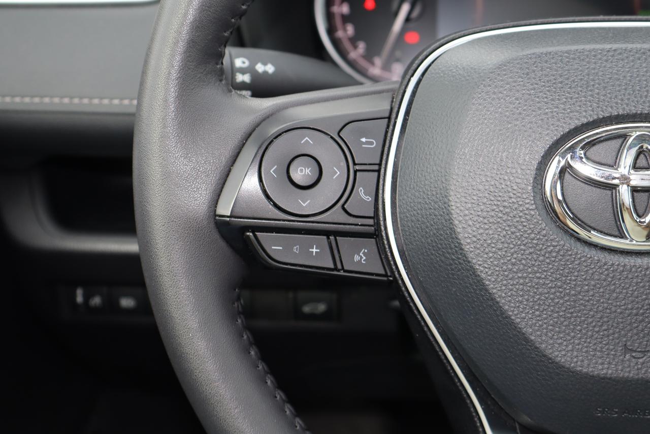 2025 Toyota RAV4 XLE AWD Photo