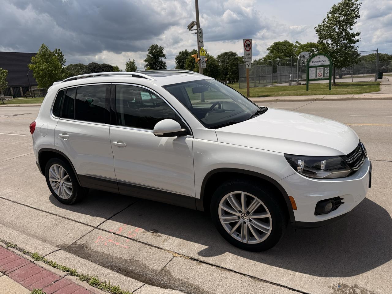 2017 Volkswagen Tiguan 4MOTION 4dr Comfortline Photo