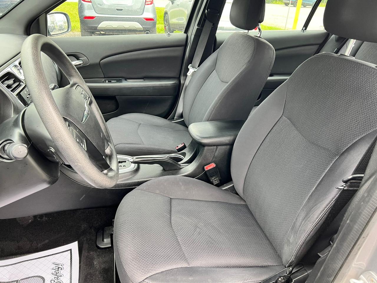 2013 Chrysler 200 4dr Sdn LX CERTIFIED Photo
