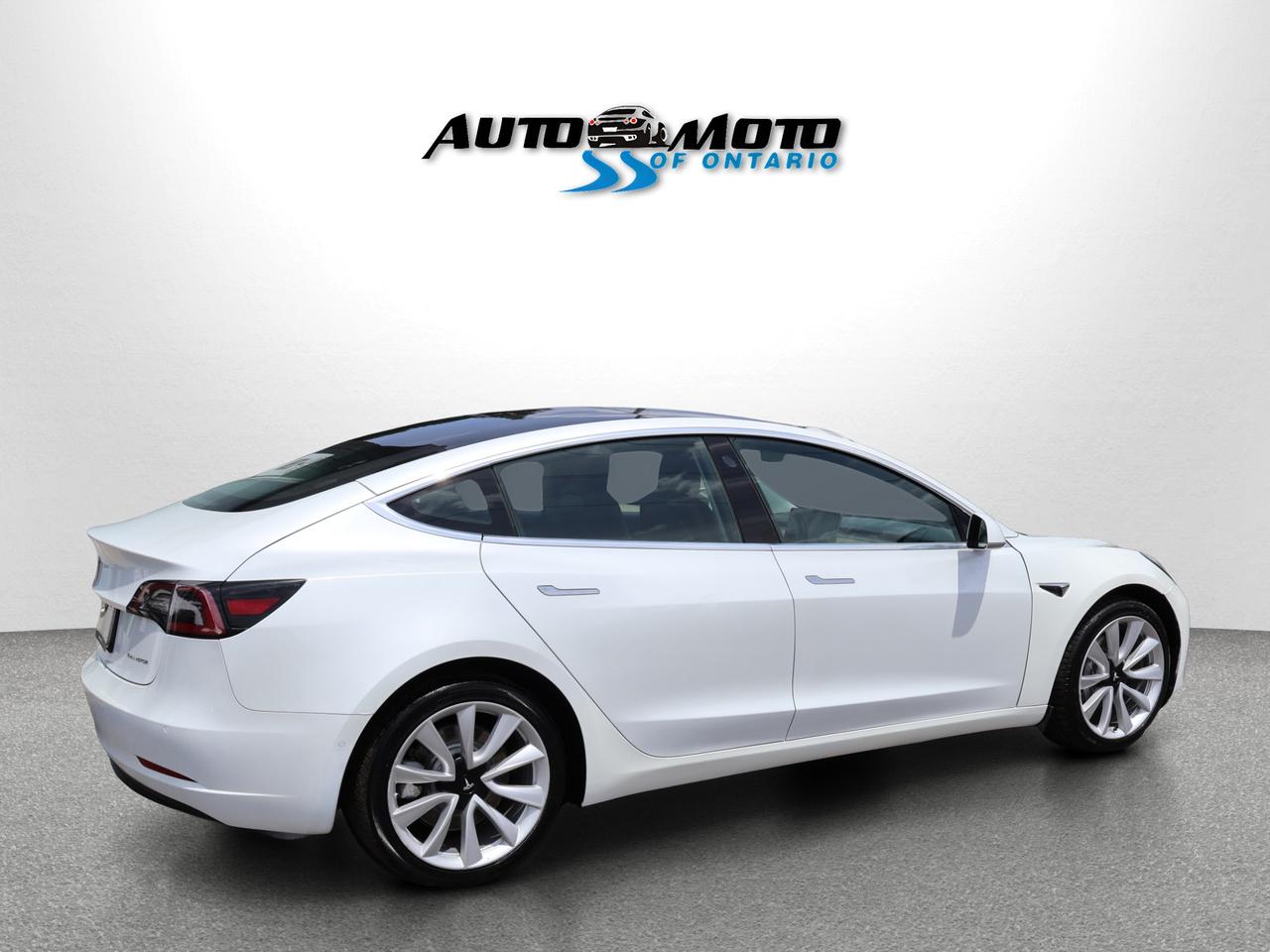 2020 Tesla Model 3 LONG RANGE AWD CERTIFIED *ACCIDENT FREE* CAMERA NAV BLUETOOTH LEATHER HEATED SEATS PANO ROOF CRUISE ALLOYS Photo