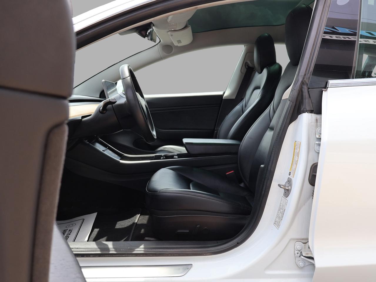 2020 Tesla Model 3 LONG RANGE AWD CERTIFIED *ACCIDENT FREE* CAMERA NAV BLUETOOTH LEATHER HEATED SEATS PANO ROOF CRUISE ALLOYS Photo
