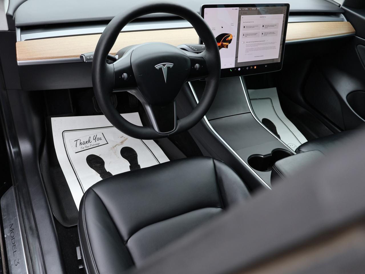 2020 Tesla Model 3 LONG RANGE AWD CERTIFIED *1 OWNER* CAMERA NAV BLUETOOTH LEATHER HEATED SEATS PANO ROOF CRUISE ALLOYS Photo