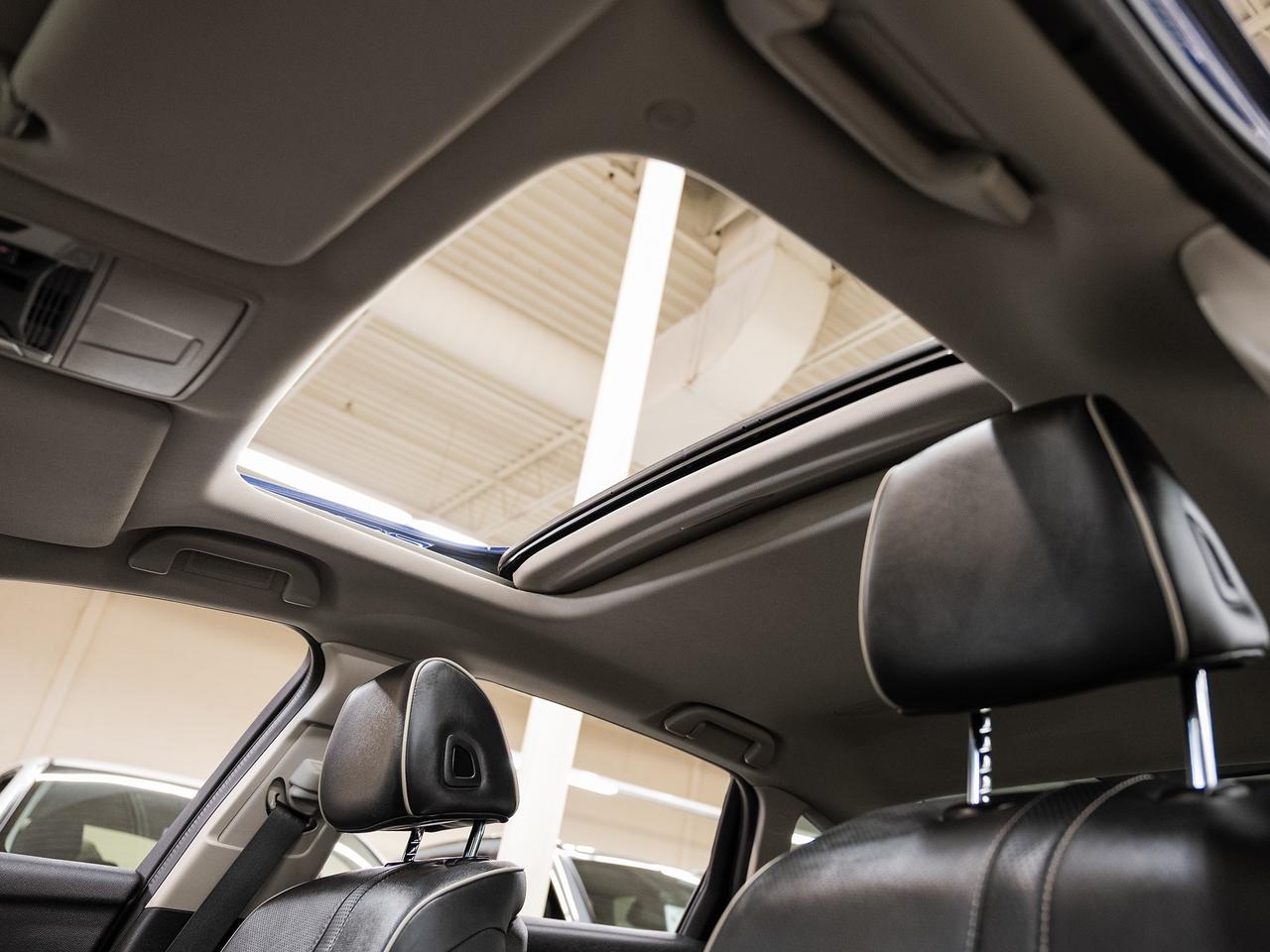 2021 Acura TLX PLATINUM ELITE AWD | Nav | Leather | HUD | CarPlay
