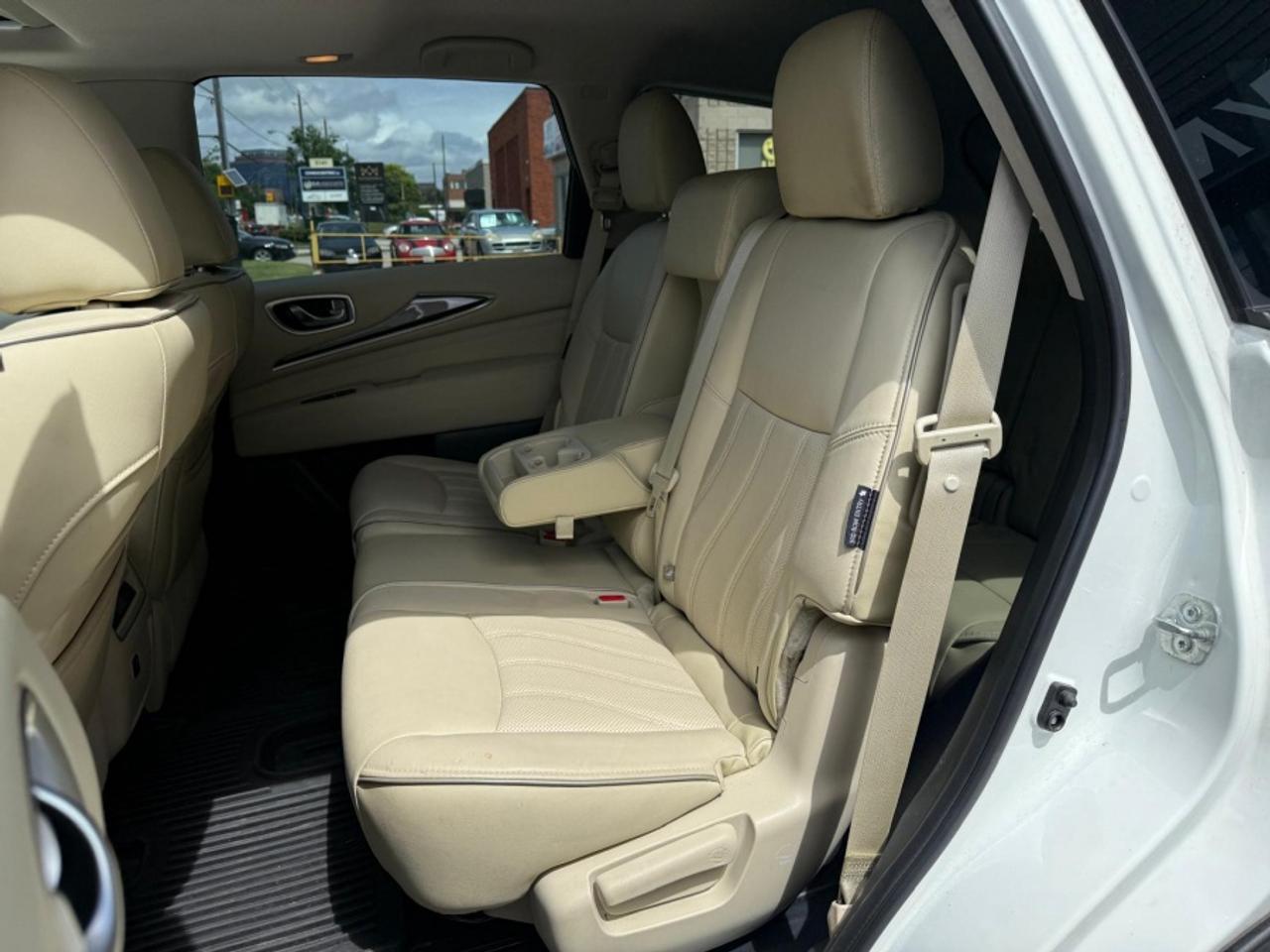 2019 Infiniti QX60 PURE /7 PASSENGER /NAVI /SUNROOF/ REAR CAM - Photo #6