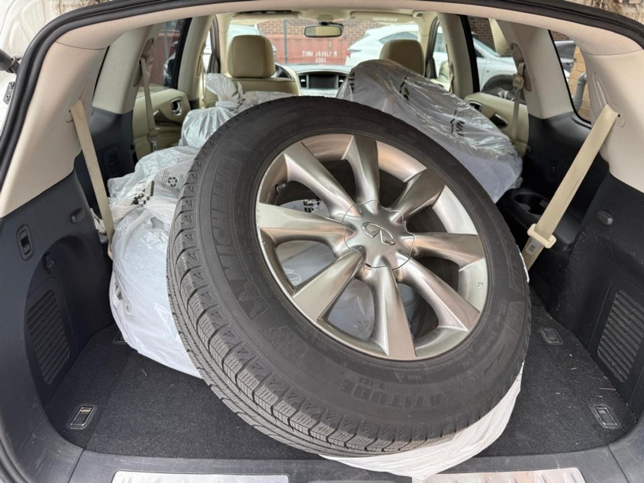 2019 Infiniti QX60 PURE /7 PASSENGER /NAVI /SUNROOF/ REAR CAM Photo