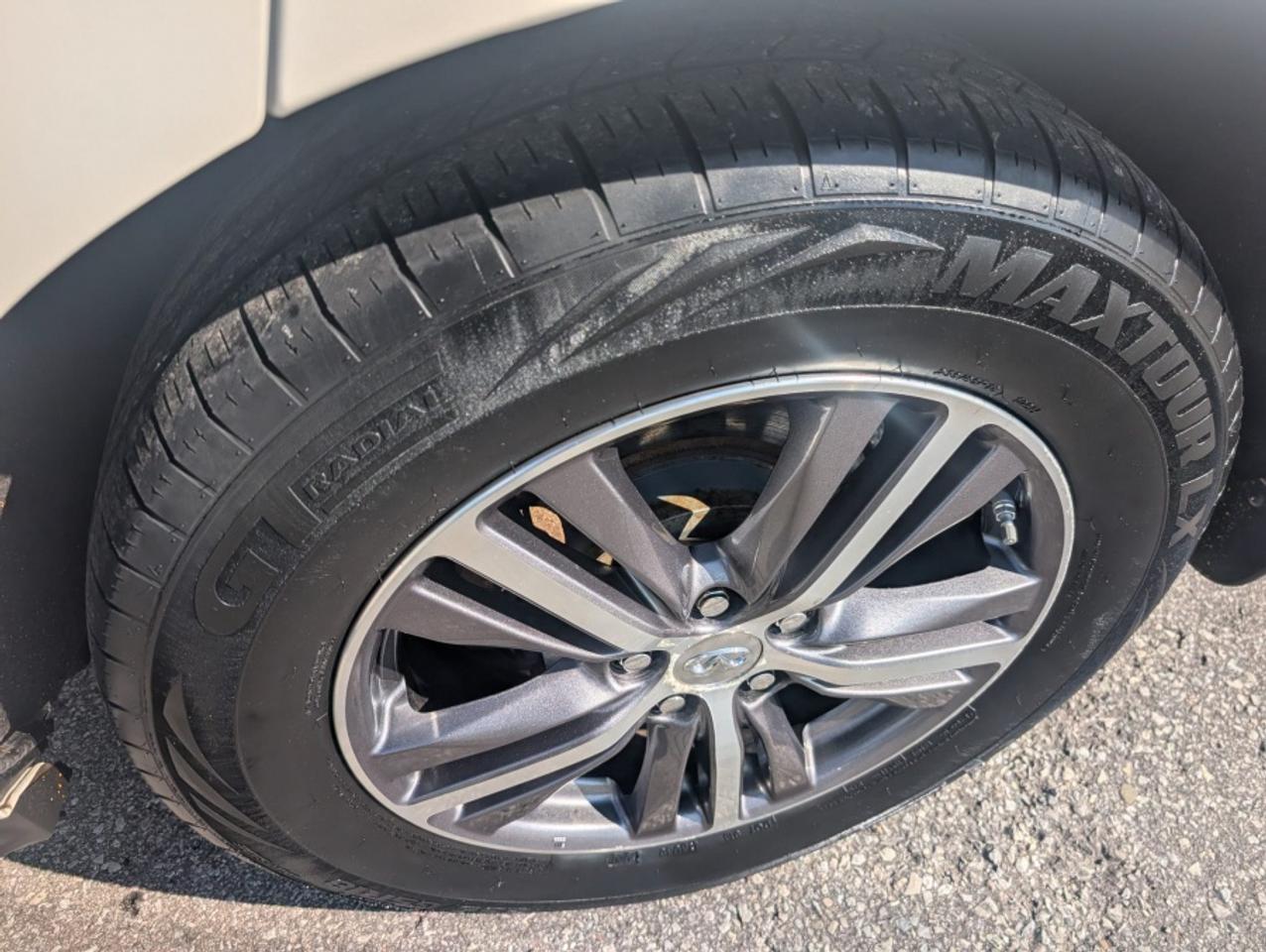 2019 Infiniti QX60 PURE /7 PASSENGER /NAVI /SUNROOF/ REAR CAM Photo