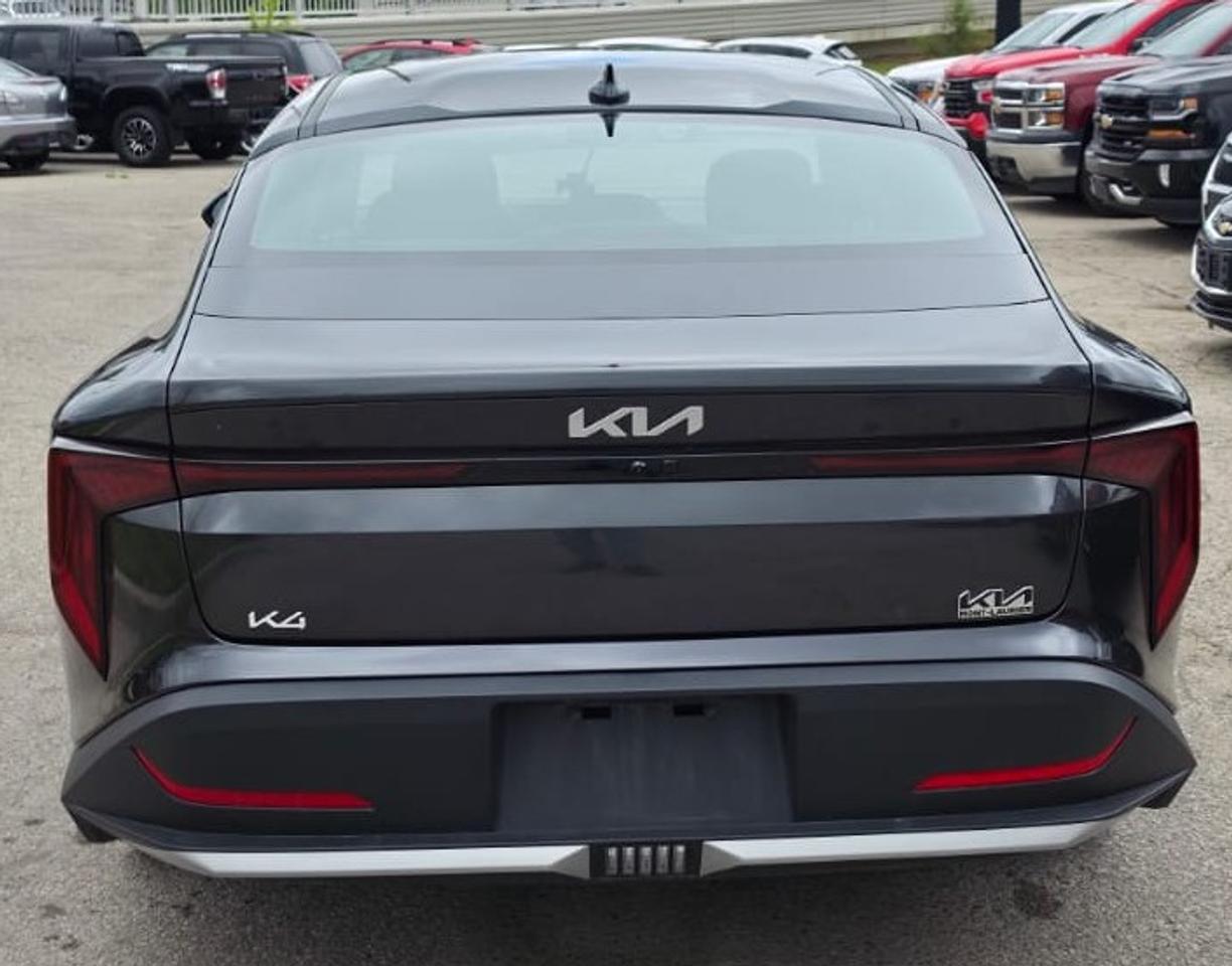 2025 Kia K4 EX / NO ACCIDENTS / ONE OWNER / HTD SEATS / AUTO Photo