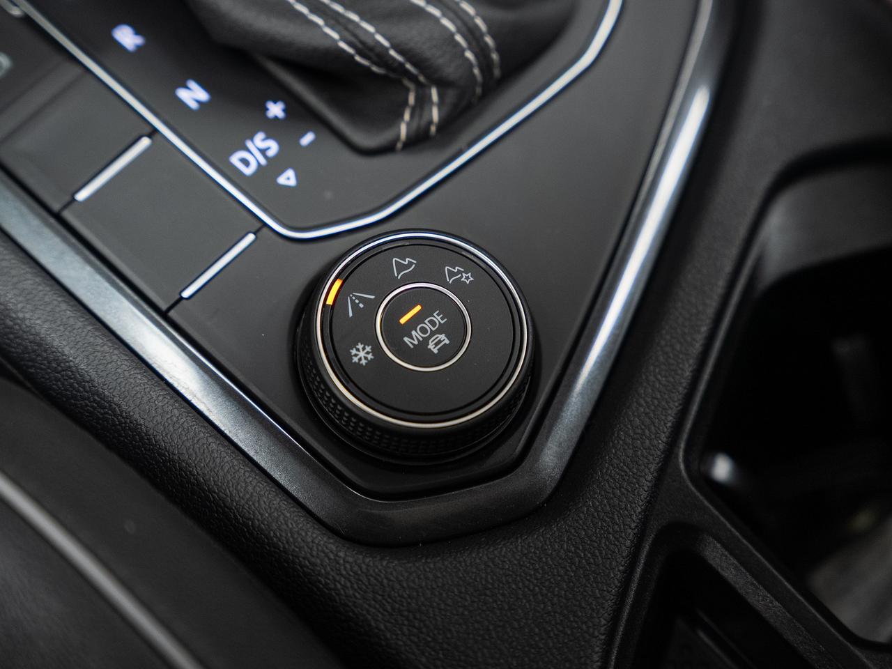 2021 Volkswagen Tiguan HIGHLINE AWD | Nav | Panoroof | BSM | CarPlay