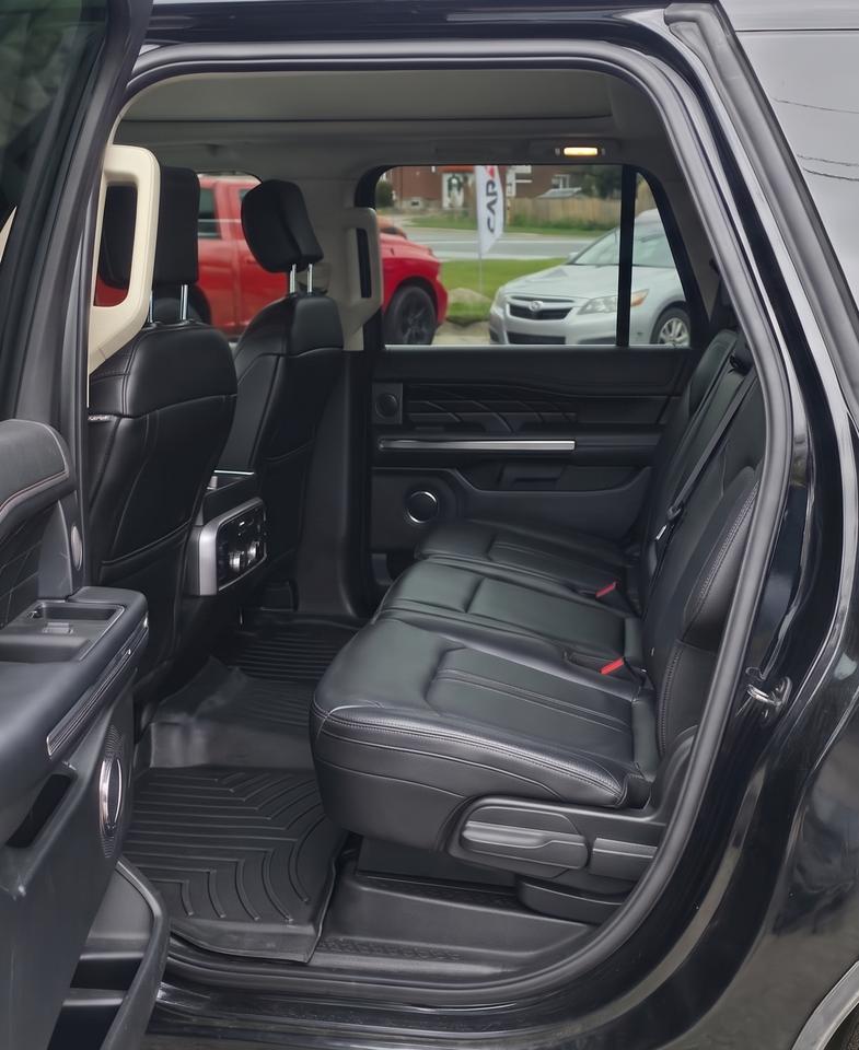 2018 Ford Expedition PLATINUM MAX / NO ACCIDENTS / LEATHER / PANO ROOF Photo