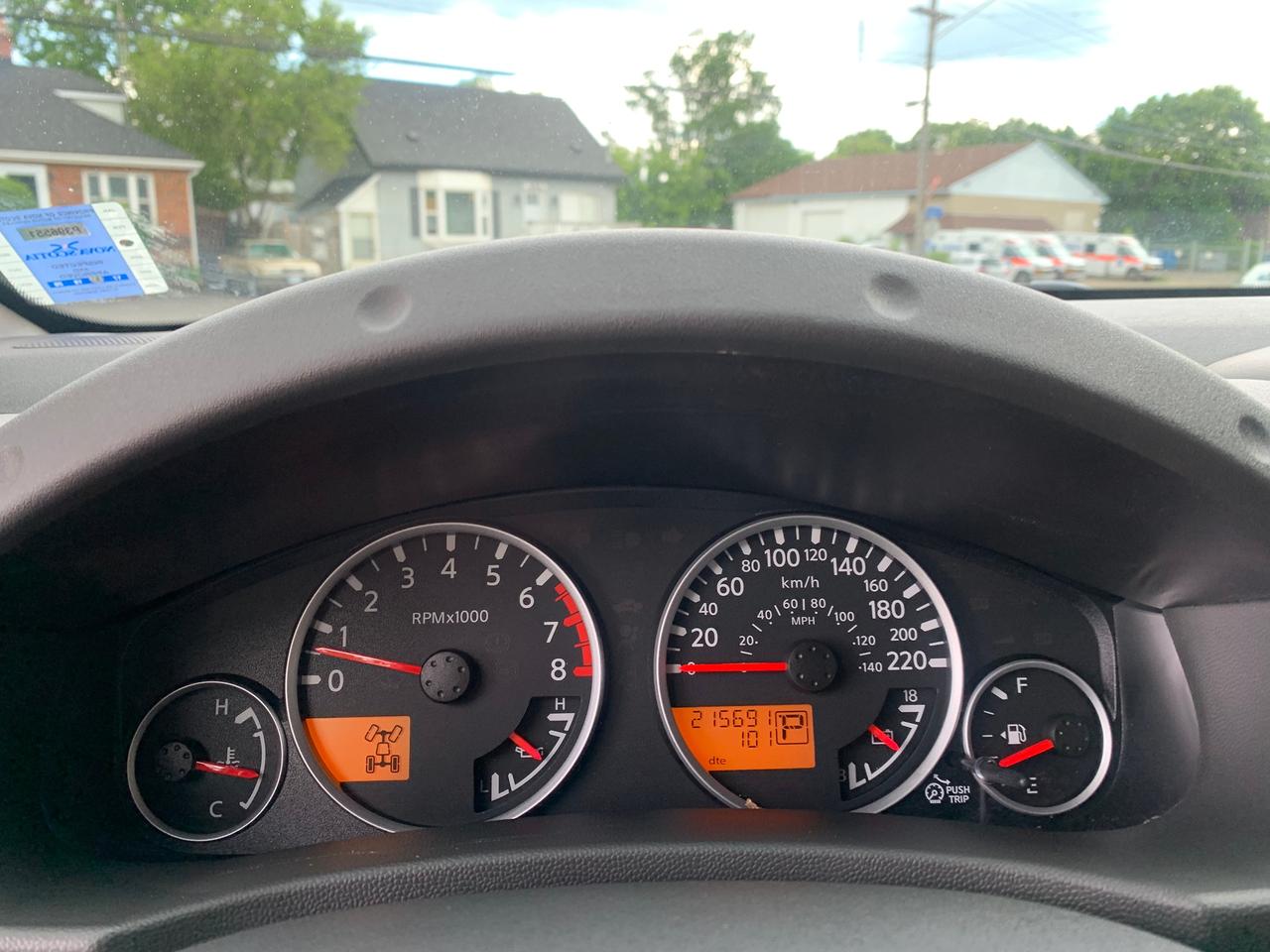 2011 Nissan Xterra 1 OWNER NO ACCIDENTS CERTIFIED Photo