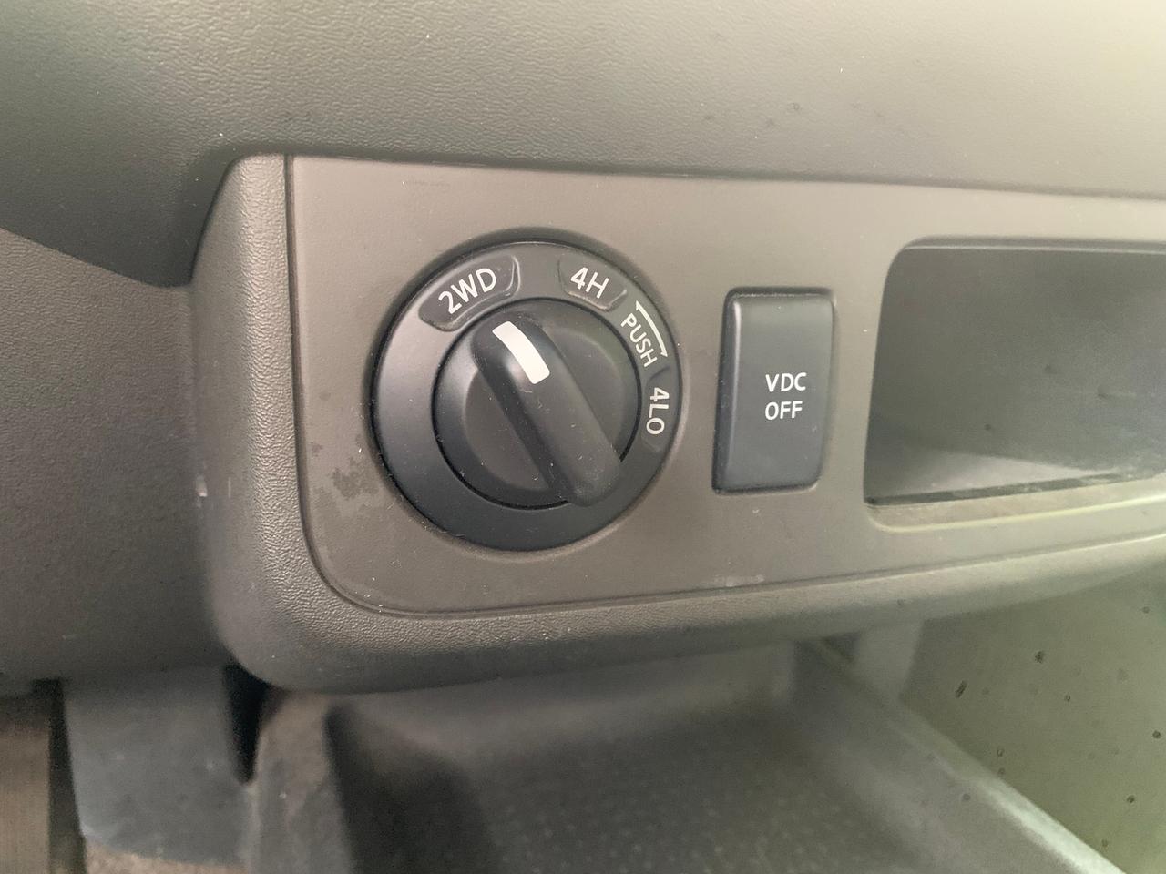 2011 Nissan Xterra 1 OWNER NO ACCIDENTS CERTIFIED Photo