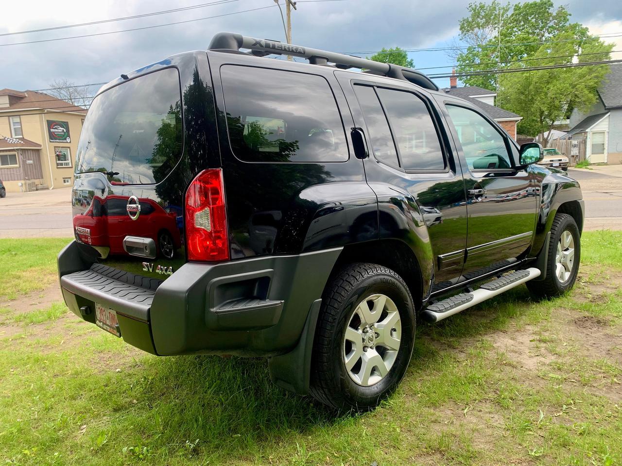 2011 Nissan Xterra 1 OWNER NO ACCIDENTS CERTIFIED Photo