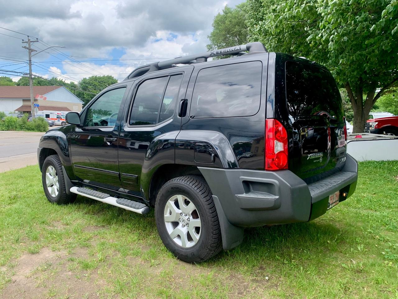 2011 Nissan Xterra 1 OWNER NO ACCIDENTS CERTIFIED Photo