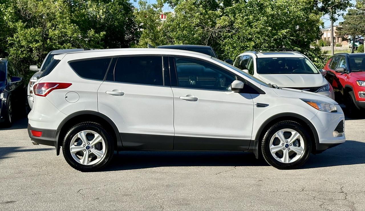 2016 Ford Escape SE Photo