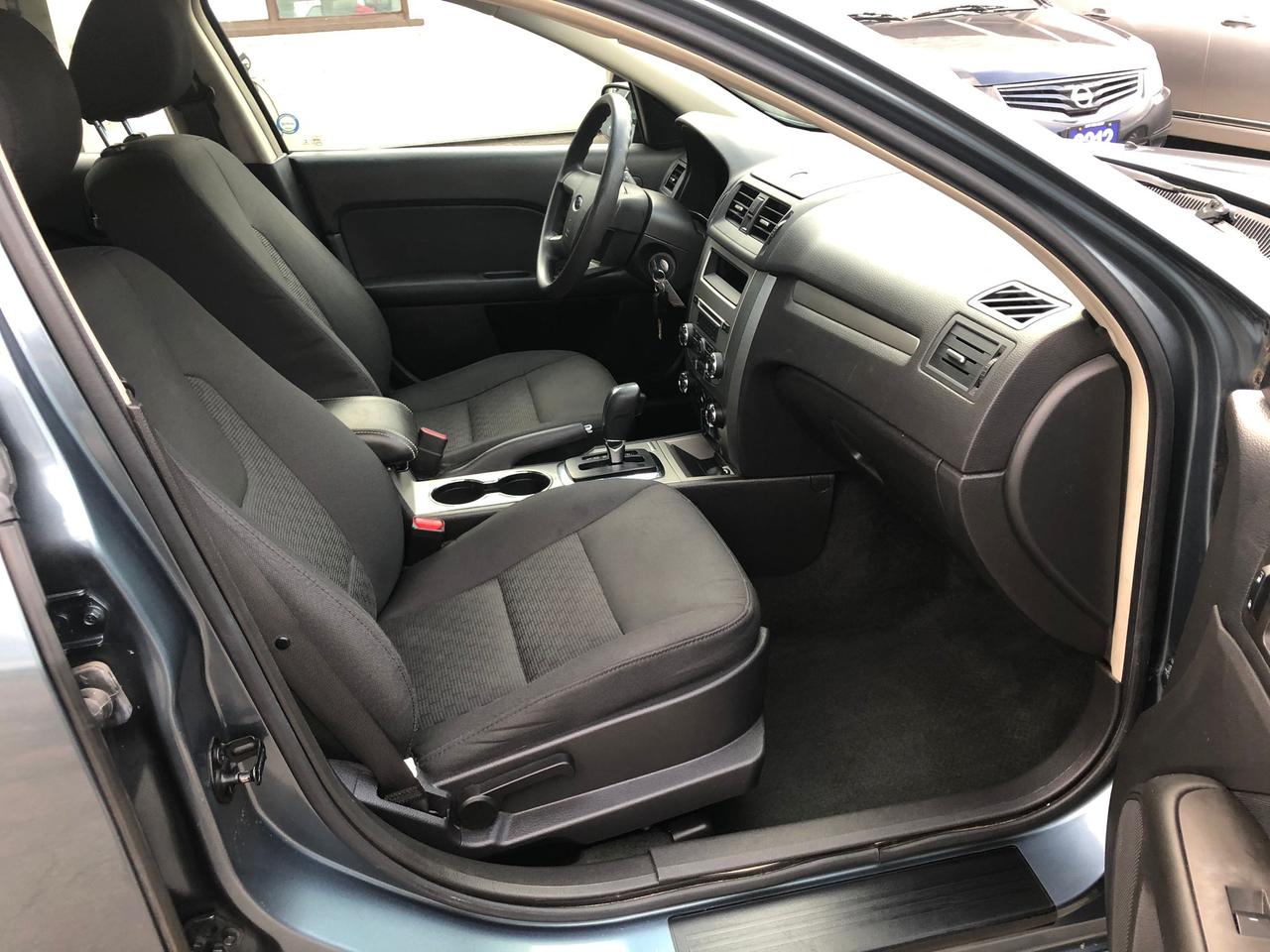 2012 Ford Fusion SE, COMES CERTIFIED WITH 3 YRS WARRANTY INCLUDED Photo