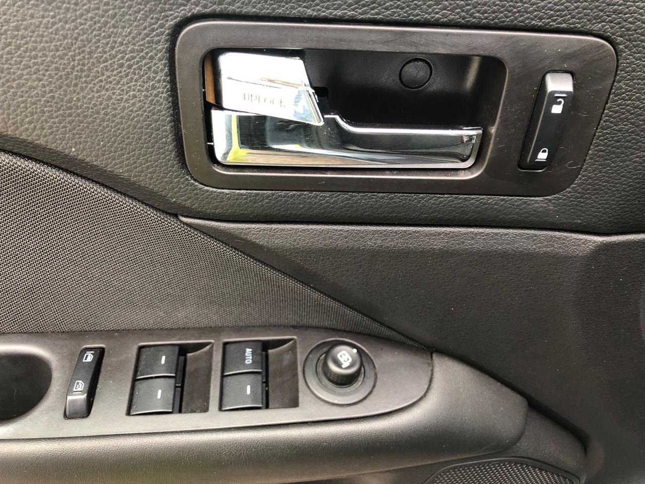 2012 Ford Fusion SE, COMES CERTIFIED WITH 3 YRS WARRANTY INCLUDED Photo