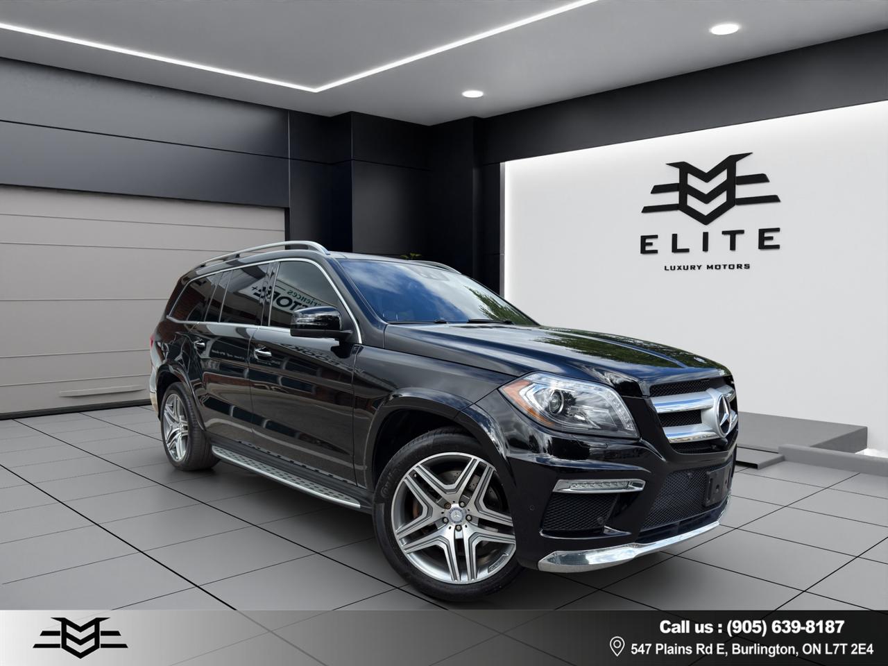 2015 Mercedes-Benz GL-Class GL 550 4MATIC AMG PKG - ONE OWNER - NAVI !!! Photo