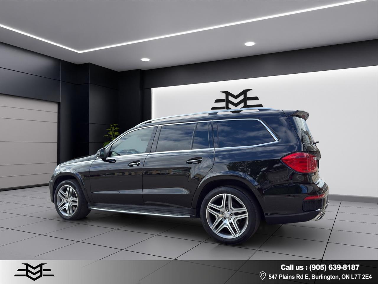 2015 Mercedes-Benz GL-Class GL 550 4MATIC AMG PKG - ONE OWNER - NAVI !!! Photo