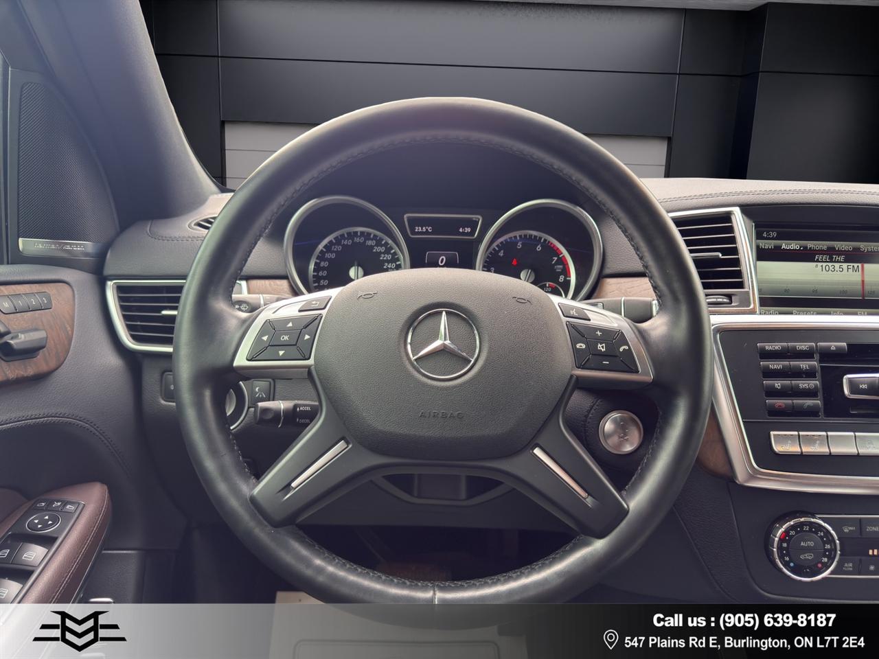 2015 Mercedes-Benz GL-Class GL 550 4MATIC AMG PKG - ONE OWNER - NAVI !!! Photo