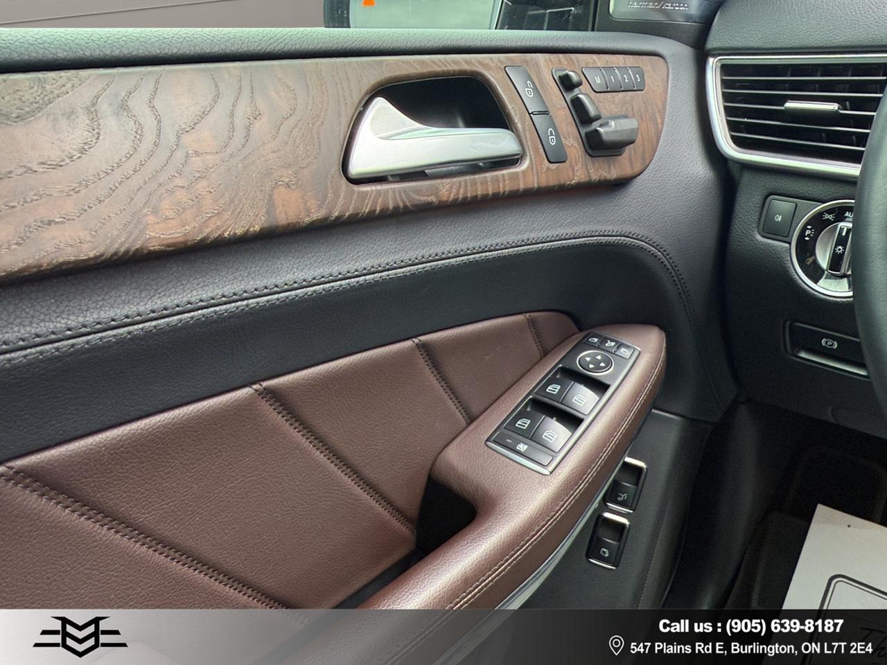 2015 Mercedes-Benz GL-Class GL 550 4MATIC AMG PKG - ONE OWNER - NAVI !!! Photo