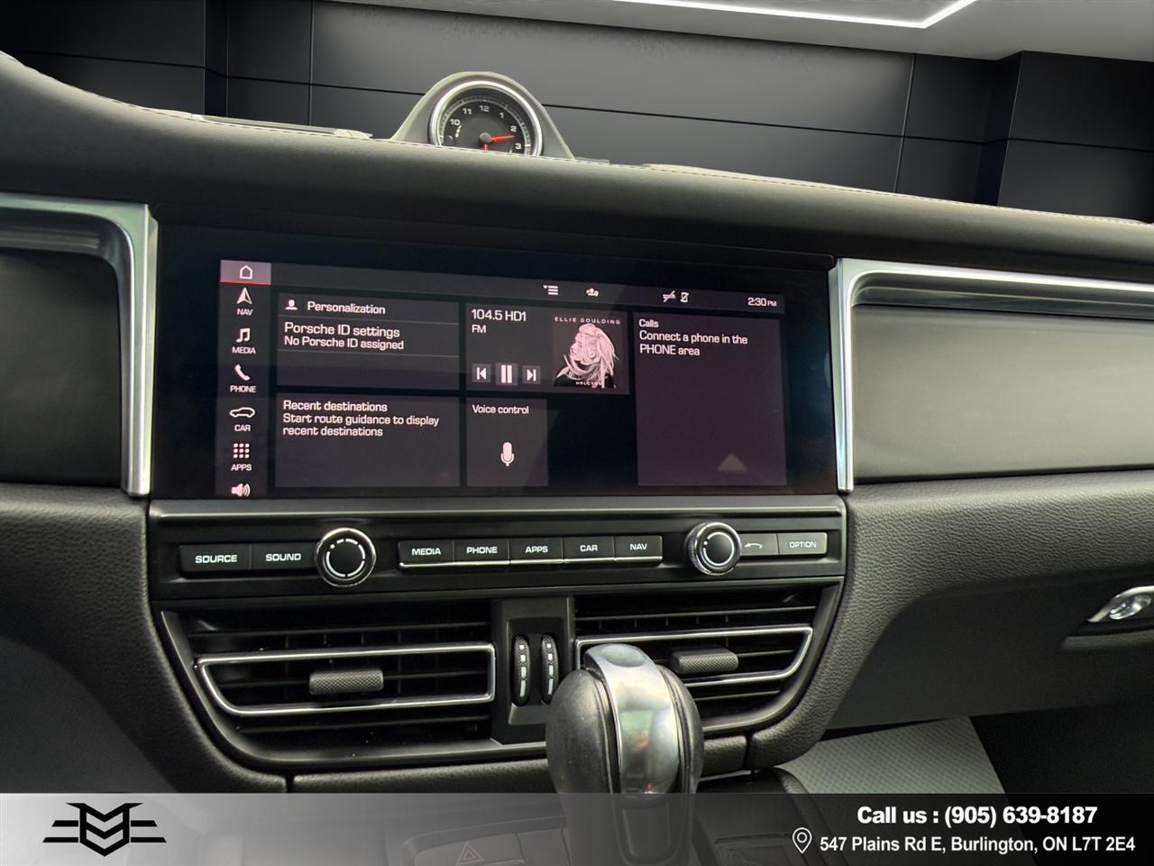 2021 Porsche Macan AWD - Navigation - Leather - Sunroof !! Photo