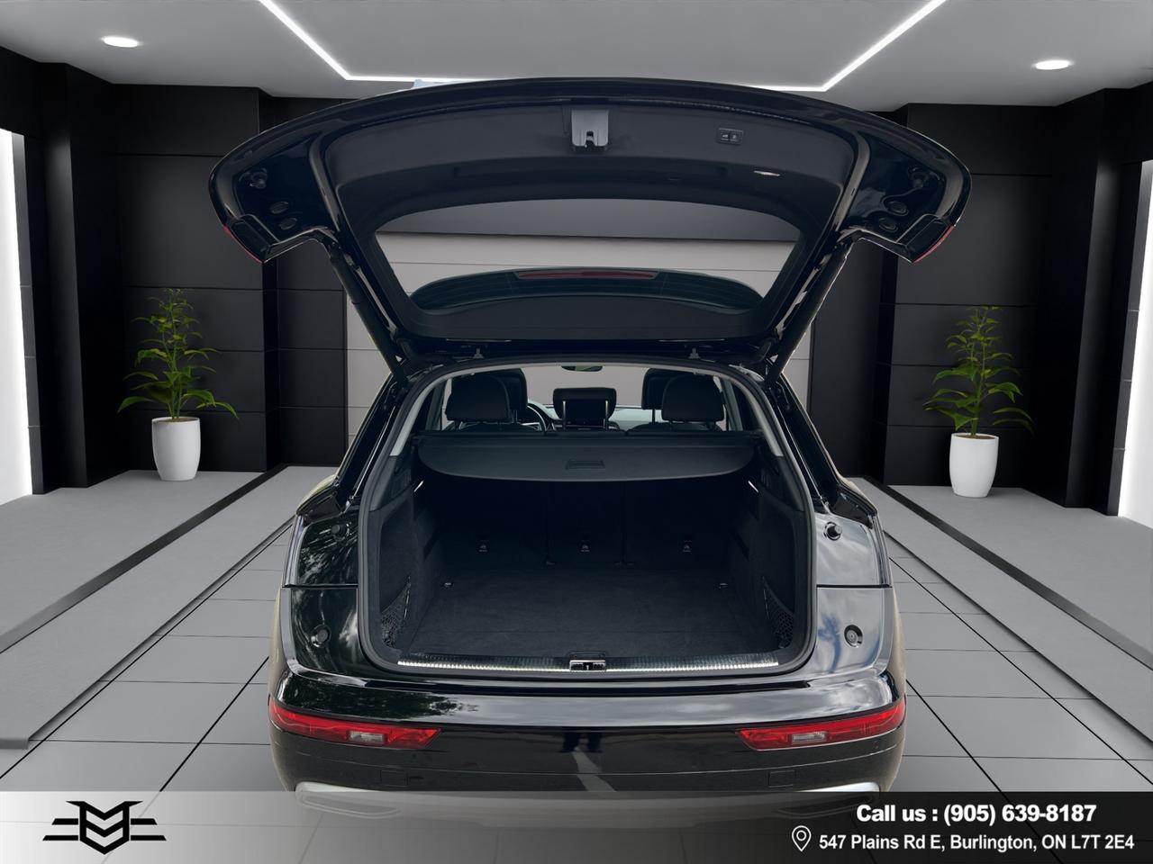 2018 Audi Q5 2.0 Progressiv Pkg - Navigation System - Panoramic Roof !!! Photo