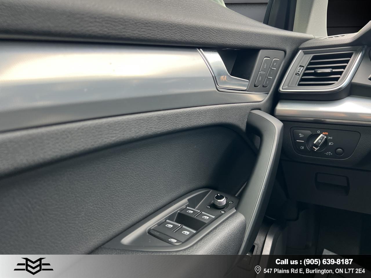 2018 Audi Q5 2.0 Progressiv Pkg - Navigation System - Panoramic Roof !!! Photo